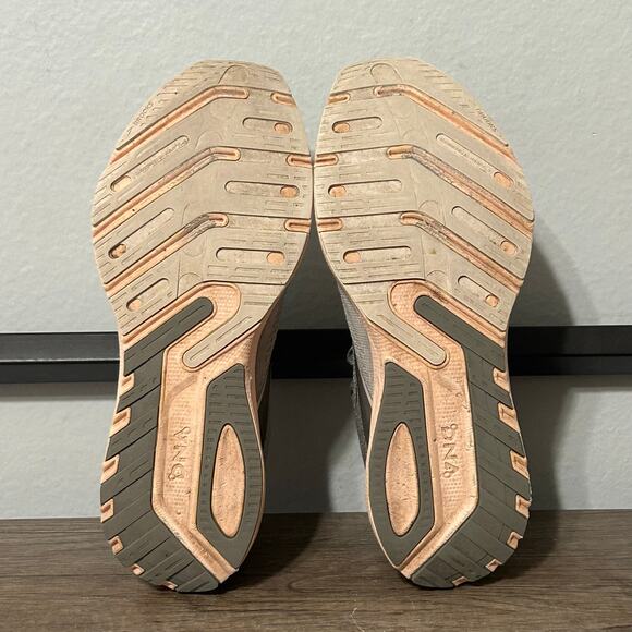 Brooks Launch 10 Women’s Athletic Running Shoes Sneakers Size 9.5 Gray - Picture 6 of 8